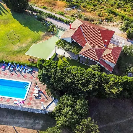 Zastolje Sleeps 6 Pool Air Con Wifi Gruda